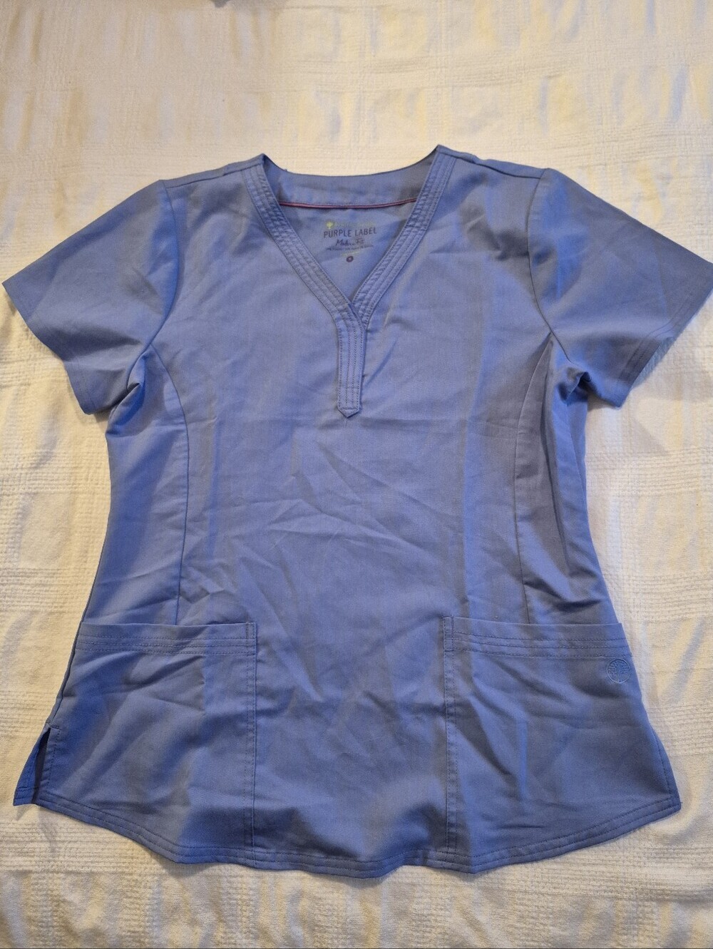 Healing Hands women's size Medium scrub top blue with a hint of purple VGUC